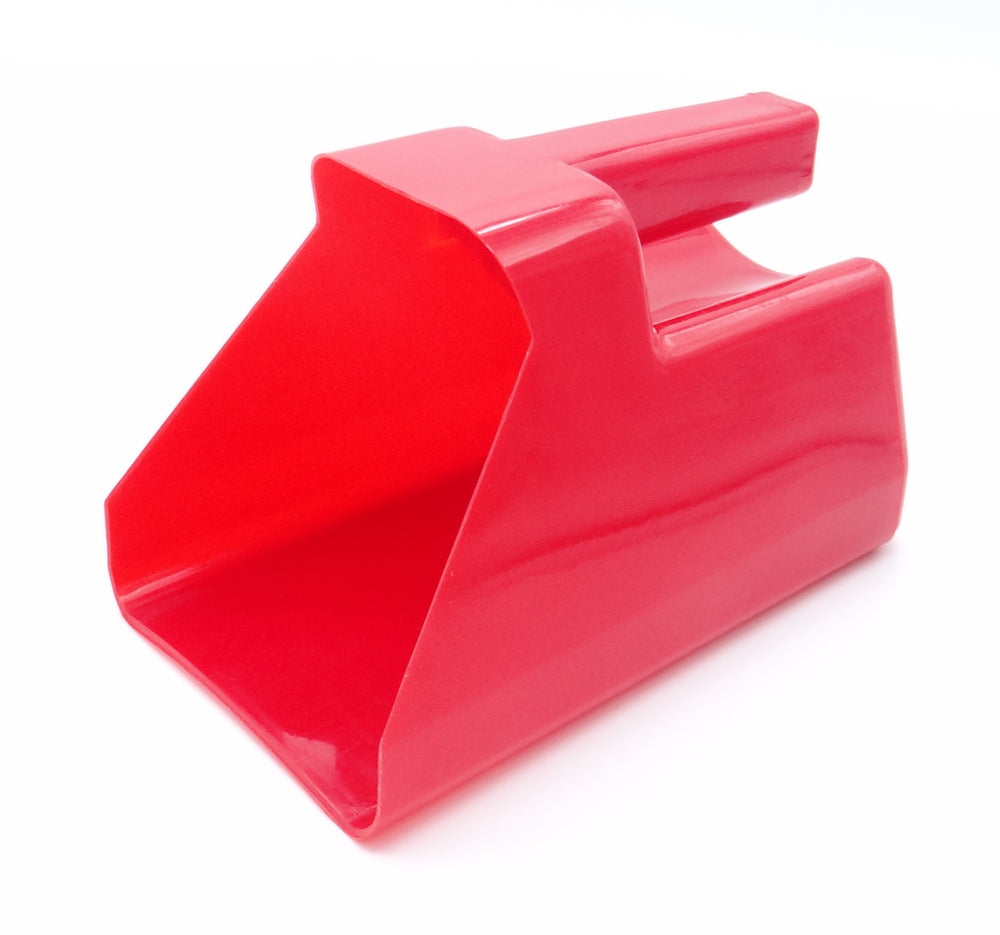 3 Quart Feed and Pet Food Scoop for Farm Animals and Pets